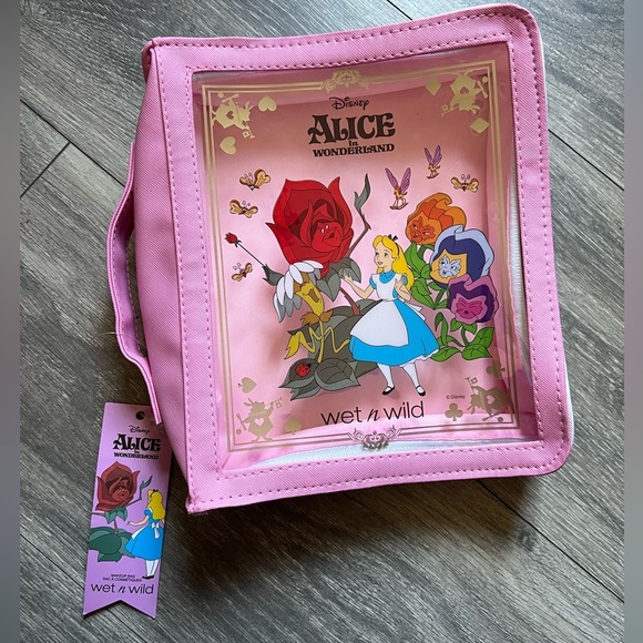 Wet n Wild x Disney’s Alice in Wonderland make-up bag. - Picture 2 of 9